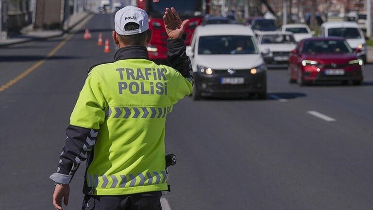 baskentte-yarin-bazi-yollar-trafige-kapatilacak-agcy.jpg