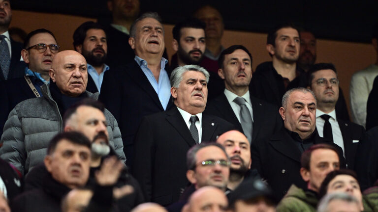 besiktas-baskani-serdal-adali-besiktas-tarihine-unutulmaz-bir-galibiyet-daha-ekledigimiz-icin-cok-mu.jpeg