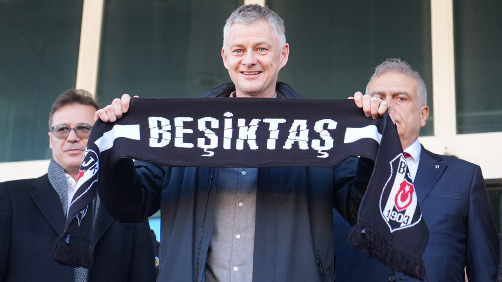 ole-gunnar-solskjaerin-besiktas-heyecani-bu-benim-icin-buyuk-bir-meydan-okuma-ixa6.jpg